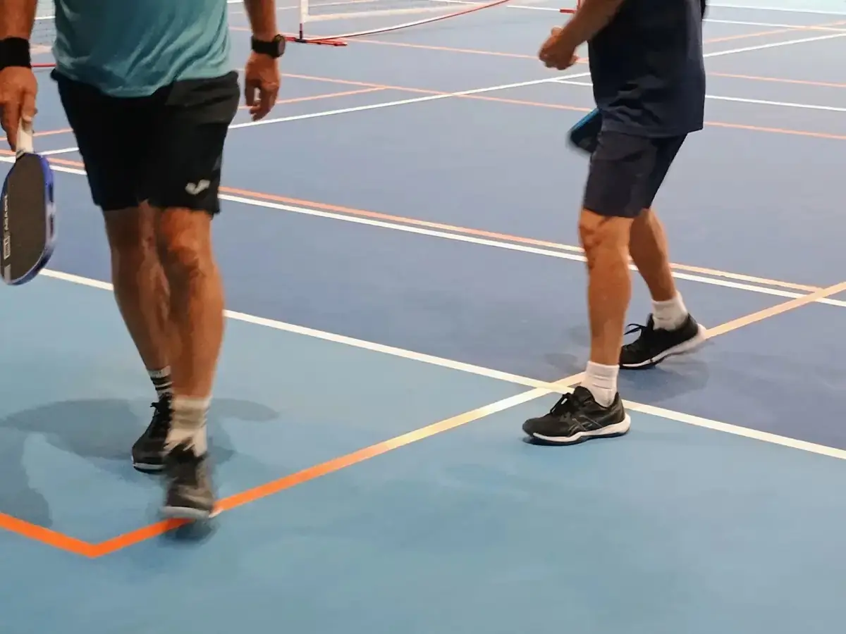 Partie de pickleball pendant les Championnats de France 2026 à Aix-en-Provence