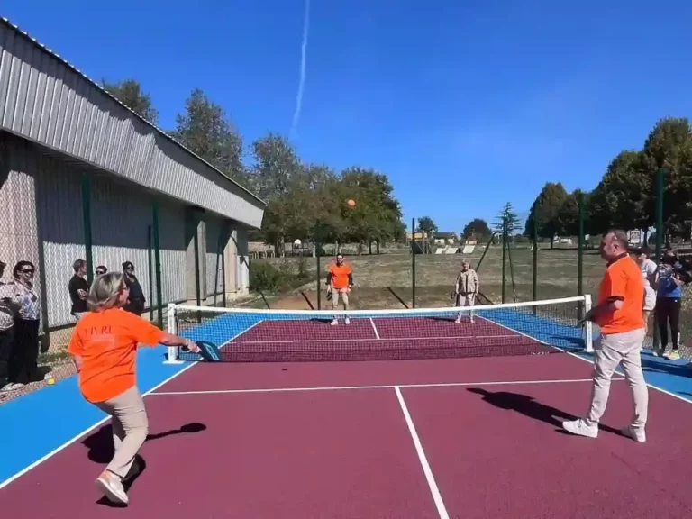 Voir la fiche de Tennis Club de Charnay-lès-Mâcon